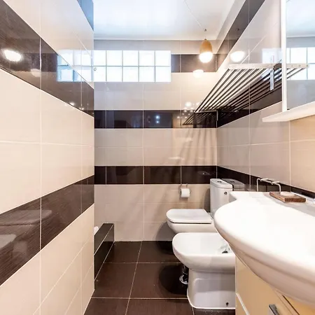 Guestready - Porta De Alfama, For Up To 6 Guests! Appartamento *
